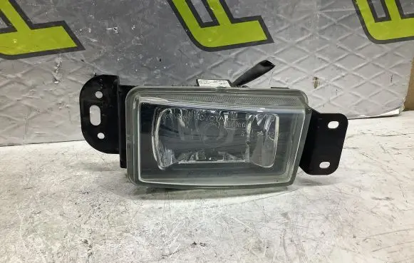 Toyota Corolla E120 E130 Front fog light 8121002051 89201962