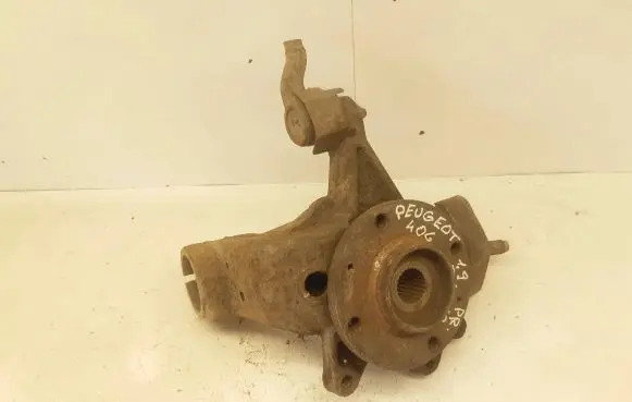 Peugeot 406 Front wheel hub spindle knuckle