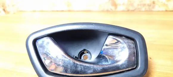 Renault Megane III Front door interior handle 826720001r