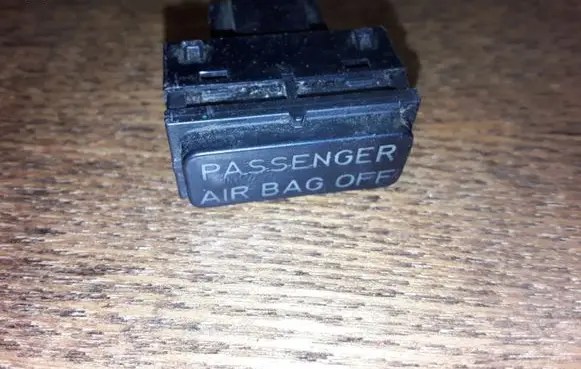 Volkswagen Jetta V Passenger airbag on/off switch 1K0919234C