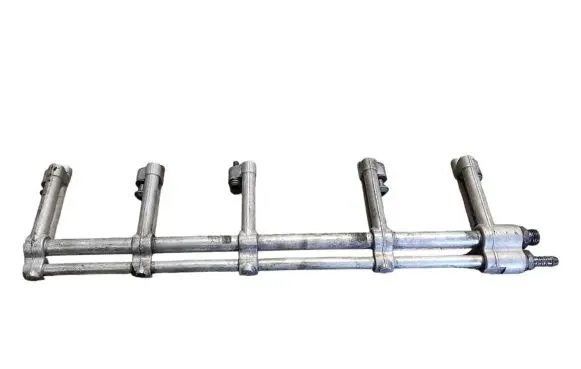 Volkswagen Touareg I Fuel main line pipe 07Z133317J