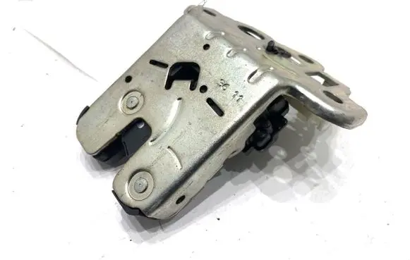 Audi A6 C7 Tailgate exterior lock 4H0827505