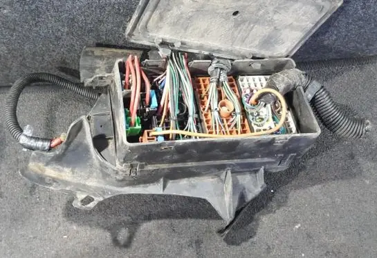 Opel Sintra Fuse box set 12194077 12194076