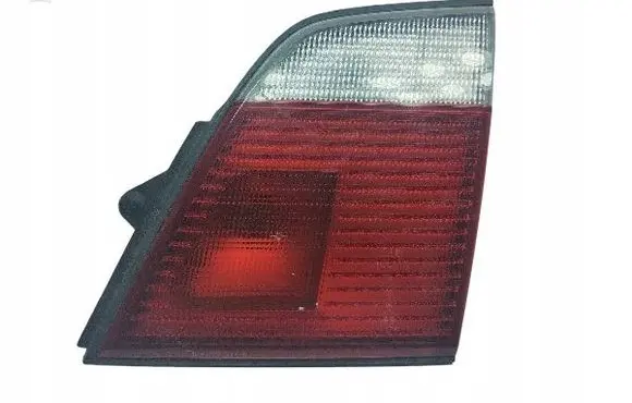 Nissan Primera Tailgate rear/tail lights
