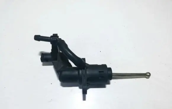 Audi A4 S4 B6 8E 8H Clutch master cylinder 8e2721401h
