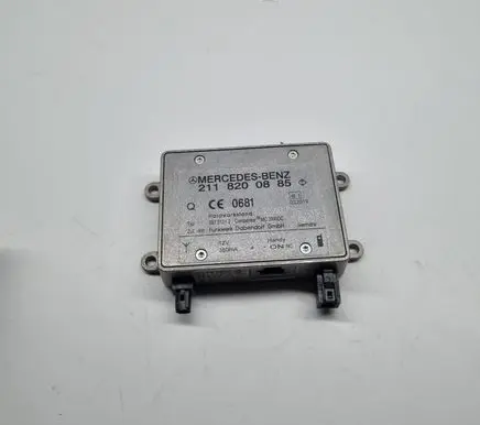 Mercedes-Benz E W211 Bluetooth antenna 2118200885 09760300