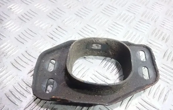 Audi A6 S6 C5 4B Engine mounting bracket