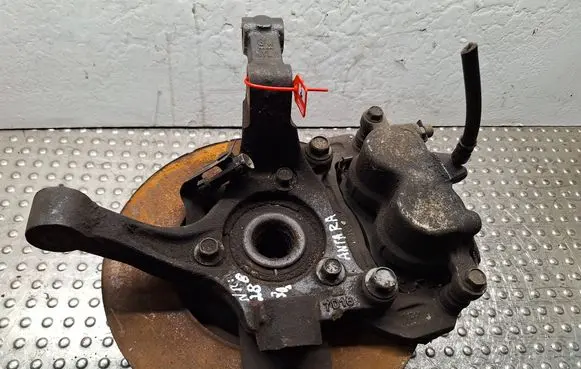 Opel Antara Front wheel hub spindle knuckle S25056288