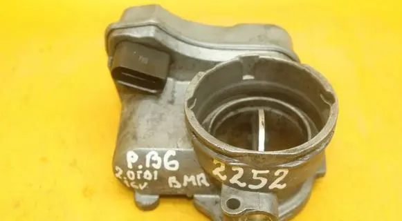Volkswagen PASSAT B6 Throttle valve 03G128063B