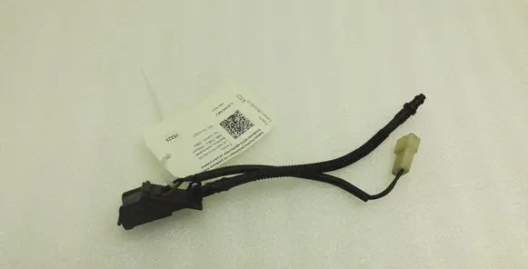 Volkswagen Transporter - Caravelle T5 Windshield washer spray nozzle 6E095598