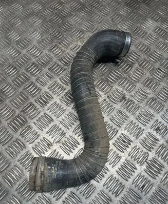Land Rover Discovery 4 - LR4 Intercooler hose/pipe AH229F072AD D05WA TJ15