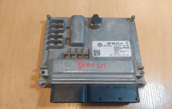 Volkswagen Polo V 6R Engine control unit/module ECU 03P906021AJ 03P907425A DCM3.7