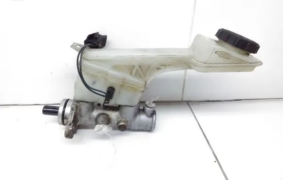 Mazda Premacy Master brake cylinder
