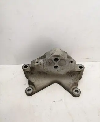 Audi Q7 4L Gearbox mounting bracket 7L8399649