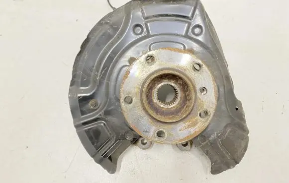 BMW X3 F25 Rear wheel hub 6797569