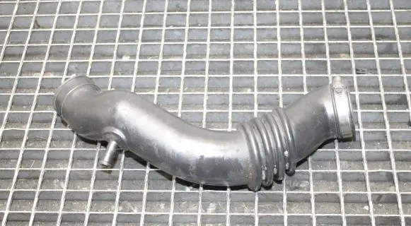 Nissan 240ZX, 280ZX, 300ZX Air intake duct part