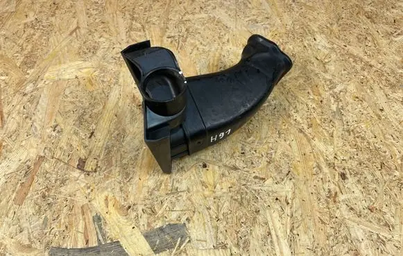Volvo S60 Air intake duct part 31474810 31370229