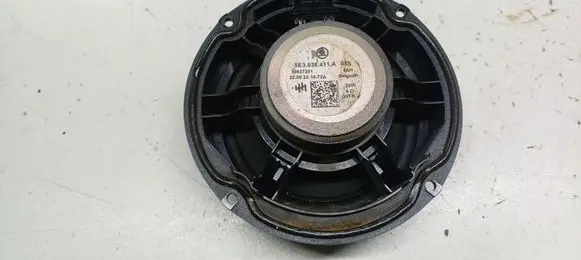 Skoda Octavia Mk4 Front door speaker 5E3035411A