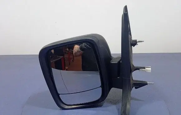 Opel Vivaro Front door electric wing mirror 80831L