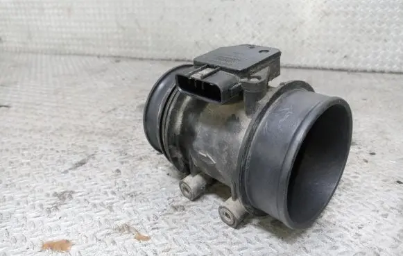 Volvo S60 Mass air flow meter 30713512