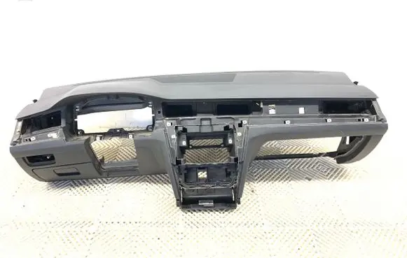 Volkswagen PASSAT B8 Dashboard 3G1819389B