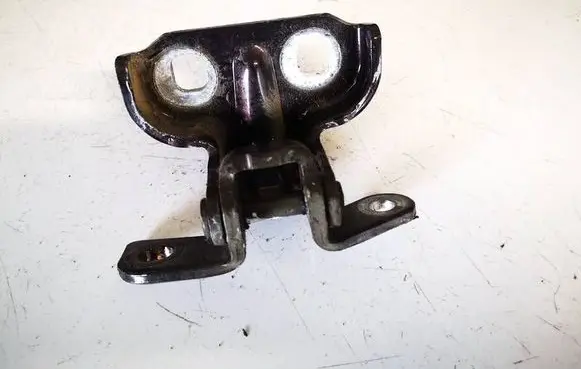 Opel Astra J Rear door lower hinge