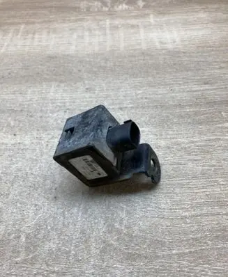 Volvo XC70 Airbag deployment crash/impact sensor 8691735 03W402