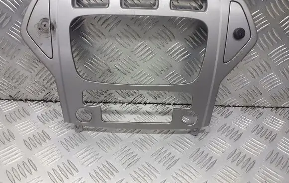 Ford Mondeo MK IV Head unit multimedia control 7S7118522