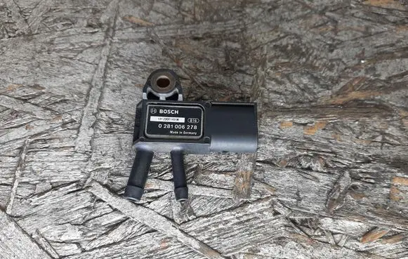 Mercedes-Benz E W211 Exhaust gas pressure sensor 0281006278