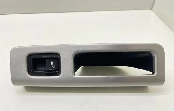 Volvo V50 Electric window control switch 8663819