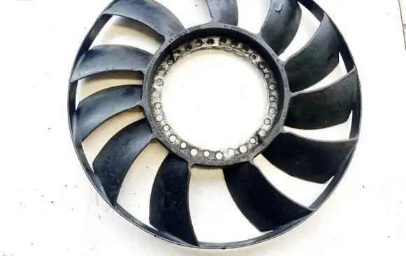 Audi A4 S4 B6 8E 8H Fan impeller 059121301