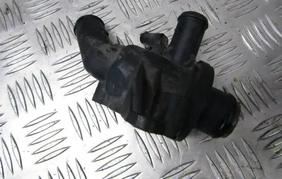 Mercedes-Benz A W168 Engine coolant pipe/hose a6682030175