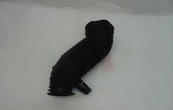 Air intake hose/pipe