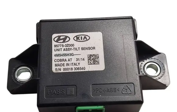 Hyundai i40 Yaw turn rate sensor 957753Z000 4M5455H3G