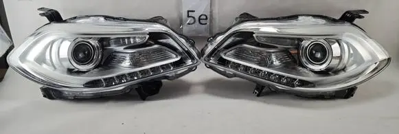 Suzuki SX4 S-Cross Headlights/headlamps set 10017736 10017735