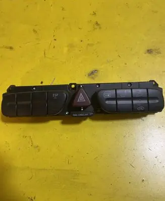 Mercedes-Benz C W203 Comfort/convenience module 2038217279