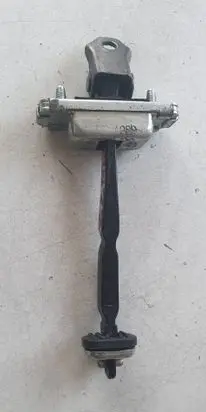 Opel Mokka Front door check strap stopper