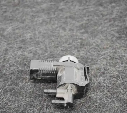 Audi A3 S3 8P Turbo solenoid valve 1K0906283A