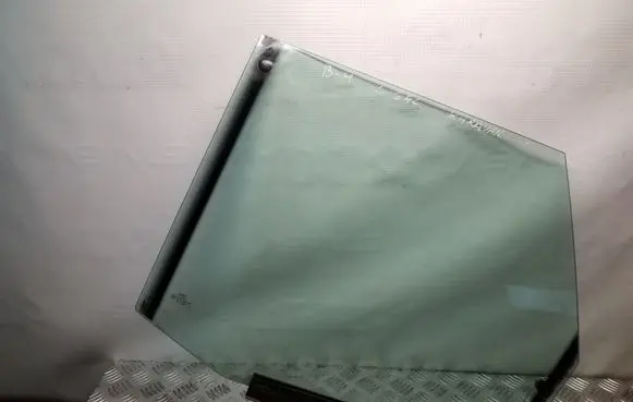 Audi 80 90 S2 B4 Rear door window glass 