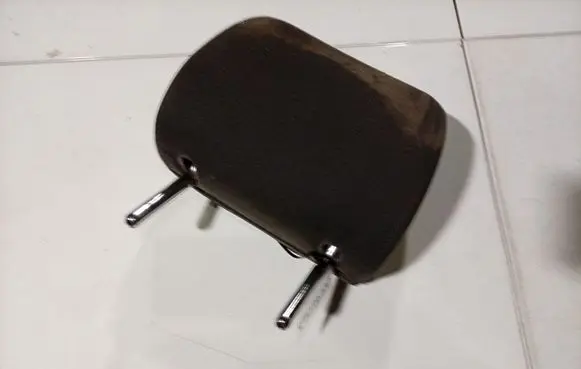 Audi A3 S3 8P Front seat headrest 