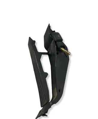 BMW 5 E60 E61 Accelerator throttle pedal 6772645 25916010