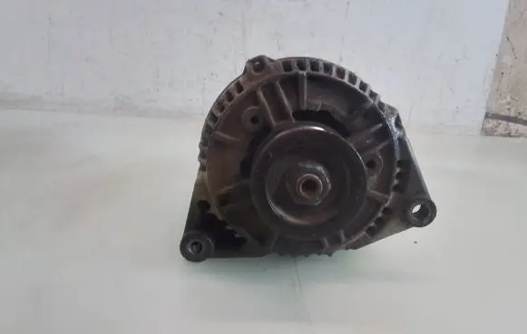 Audi A6 S6 C4 4A Generator/alternator 046903015