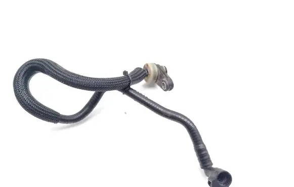 Mercedes-Benz A W176 Engine coolant pipe/hose 118721370R