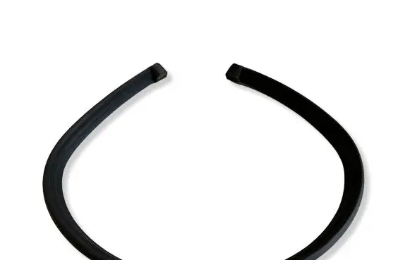 Jeep Cherokee Engine compartment rubber 