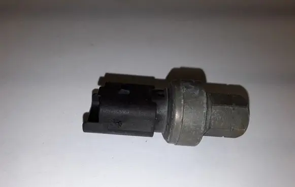 Citroen C4 Grand Picasso Air conditioning (A/C) pressure sensor 9647971280 52CP1003