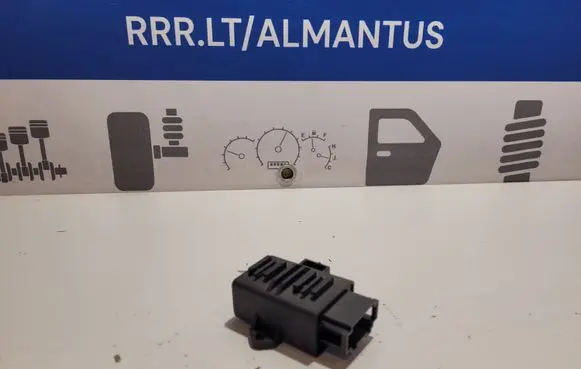 Volkswagen PASSAT B6 Seat heating relay 1Z095577B