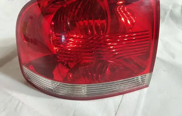 Volkswagen Touareg I Rear/tail lights 7L6945095K
