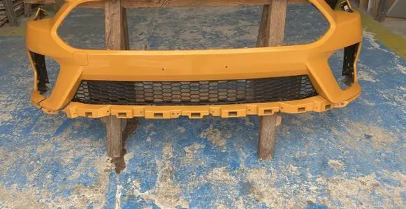 Ford Mustang VI Front bumper MR3B-17C381-ACW