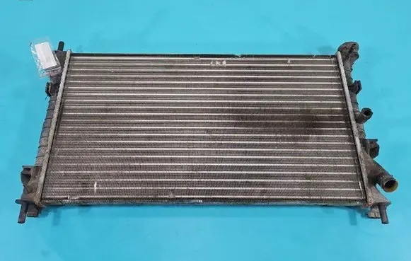 Coolant radiator