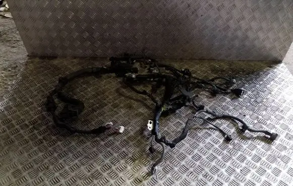 Toyota Auris E180 Engine installation wiring loom 821210ZD50